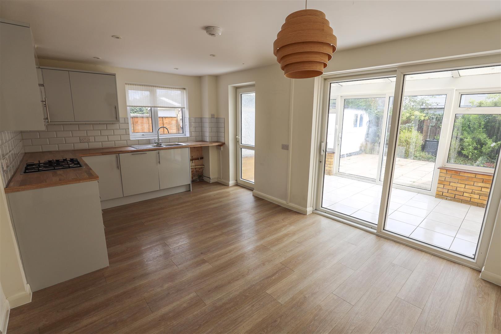 2 Druids Green, Cowbridge, Vale of Glamorgan, CF71 7BP